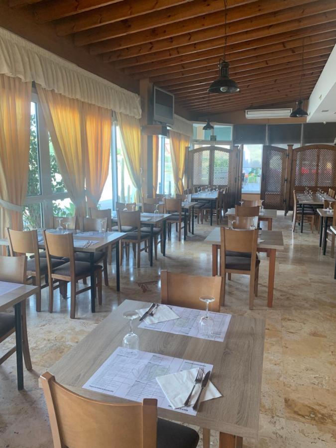 Hostal El Perejil Cuevas del Almanzora Buitenkant foto